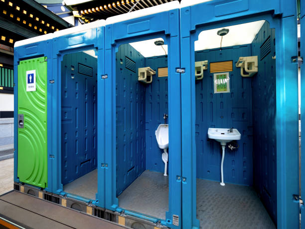 Best Portable restroom trailer rental  in Burlington, IA